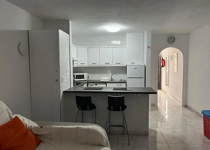 Apartamento 31a1, Avenida Londres 6, Cristianos 38650, Arona, Tenerife